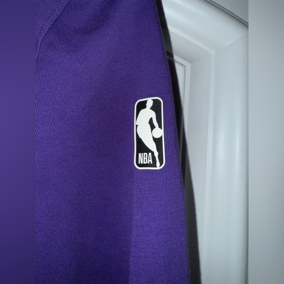 Nike Dri-fit Purple Los Angeles Lakers Zip-Up hoodie Jacket size Youth XL. NBA - Picture 2 of 10